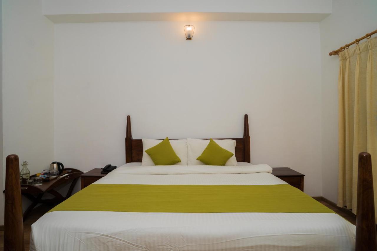 נייניטל Bhikampur Lodge By Nine Hotels מראה חיצוני תמונה